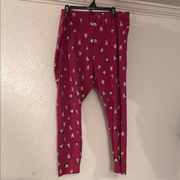 Women’s Disney Leggings - Picture 1 of 4